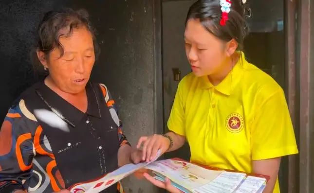 各系部结合自身专业特色